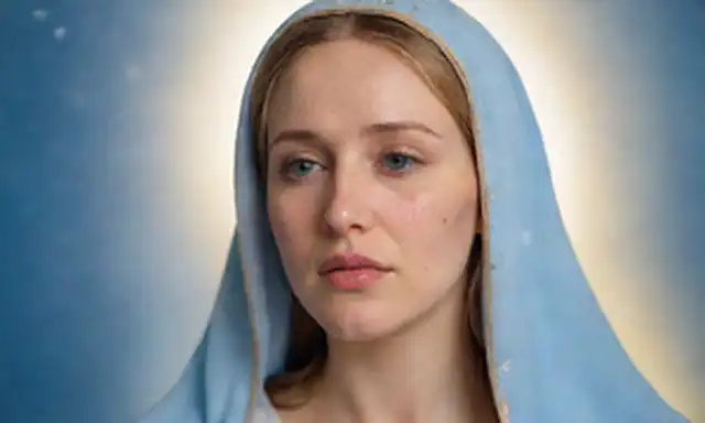 Una serena Virgen María