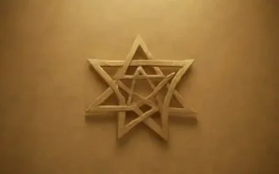 estrella de 5 puntos con fondo dorado